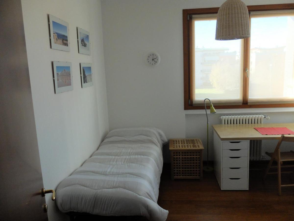 Appartamento Moderno Trilocale Laura Dalmine Esterno foto